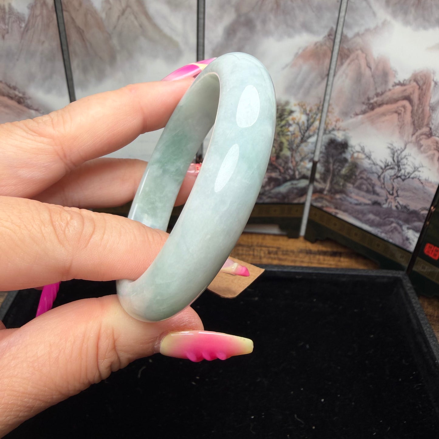 type-a-burmese-jadeite-bangle-size-55-8mm-sku-ba103