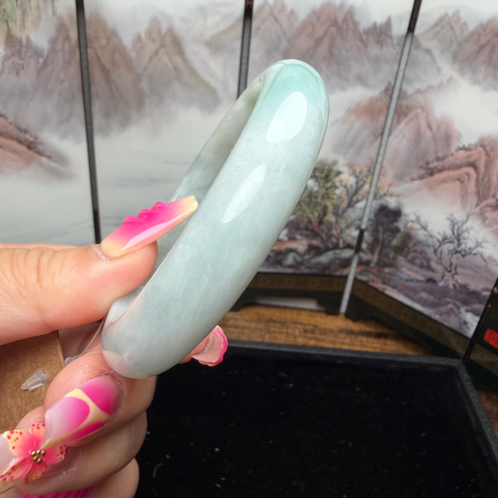 type-a-burmese-jadeite-bangle-size-55-8mm-sku-ba103
